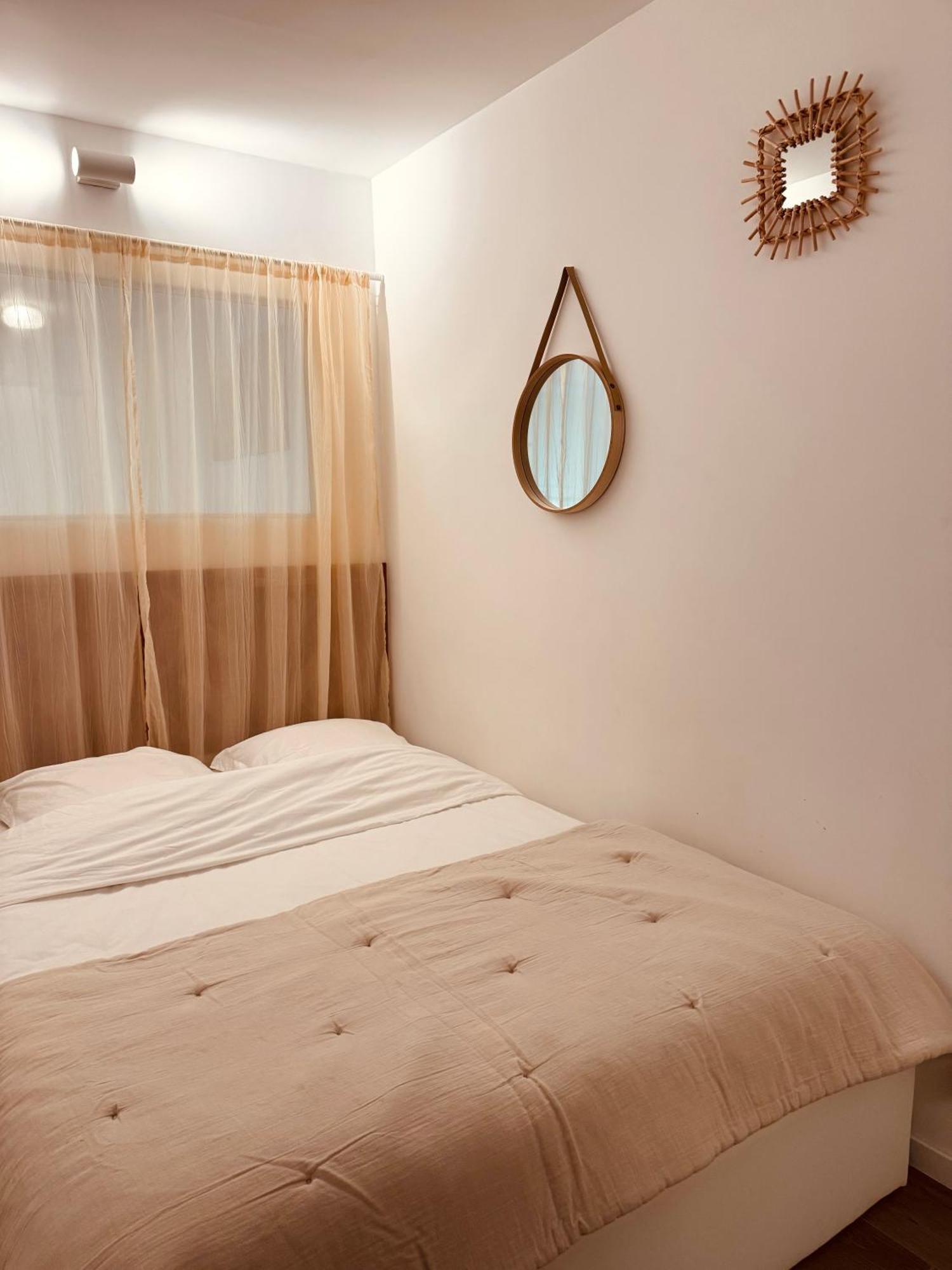 Claelle Appartment - 200M Beach Mandelieu Exterior foto